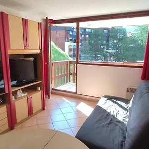 Appartement 4 Personnes Quartier Le Hameau - 2000 Proche Piste, Isola